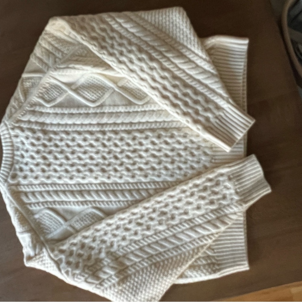 Aritzia Heritage Knit Merino Wool Crew Hi-hip Sweater, seaside cream, size M - Picture 3 of 3